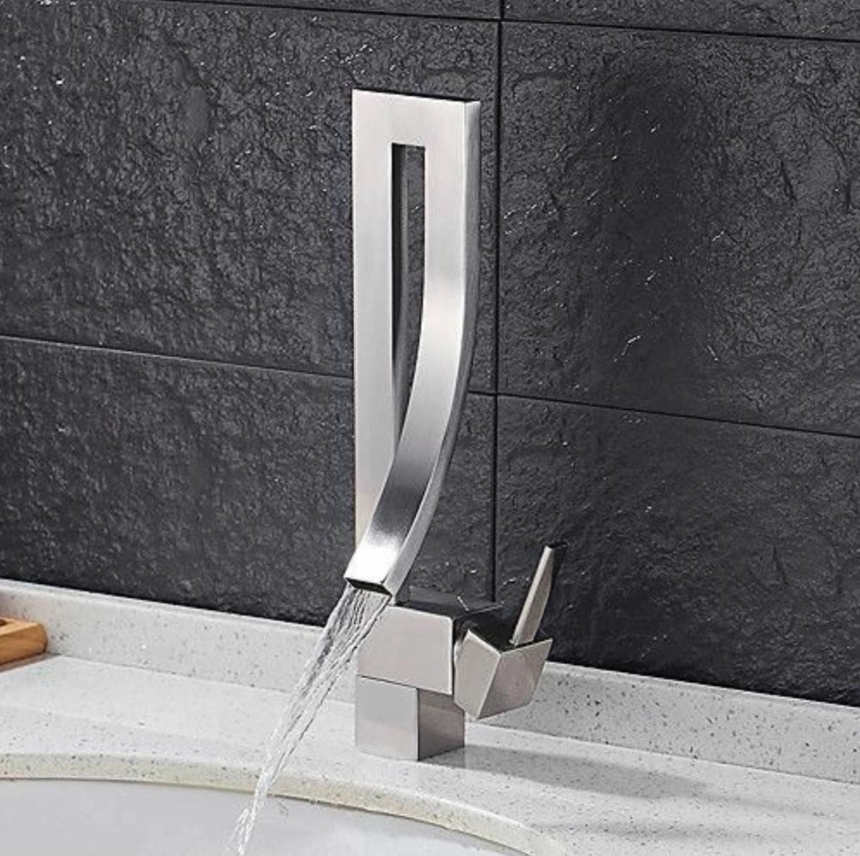 Robinet de lavabo sur plage 005 en laiton chromé collection Enipée