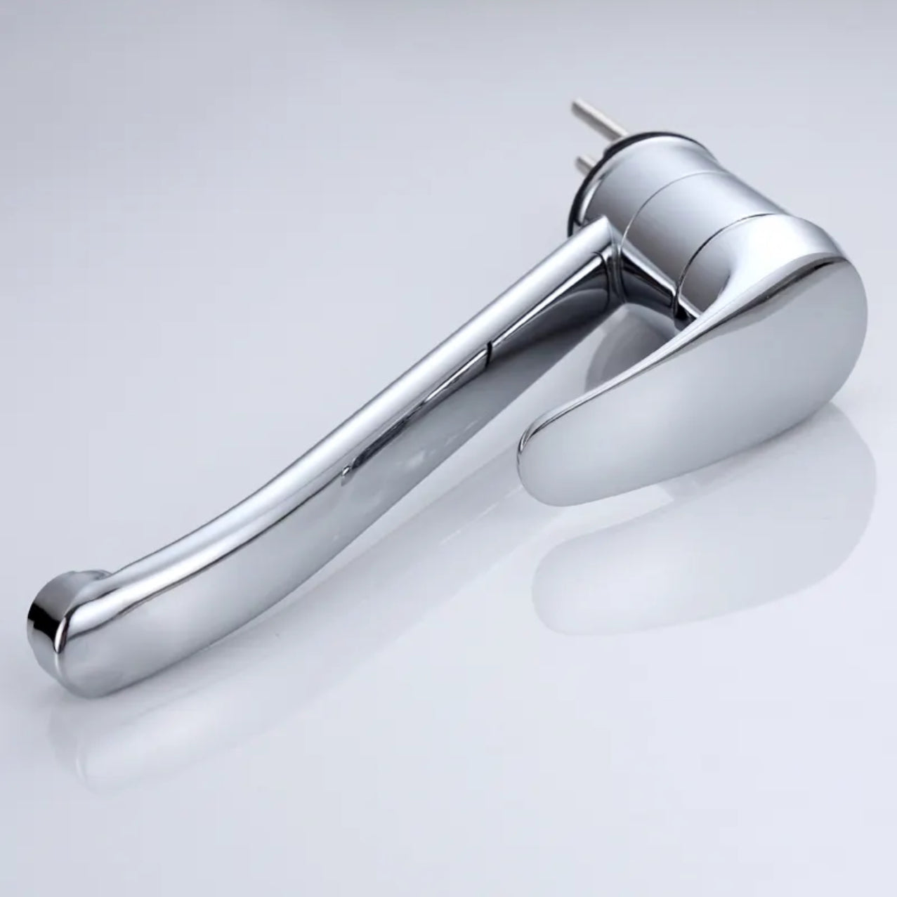 Grifo de cocina de latón K0011 colección Erymanthe