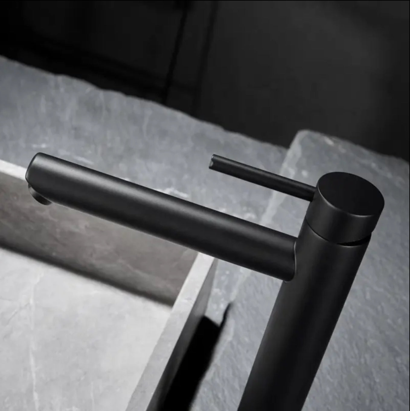 Deck-mounted sink faucet in matte black brass BNF605B Céphise collection