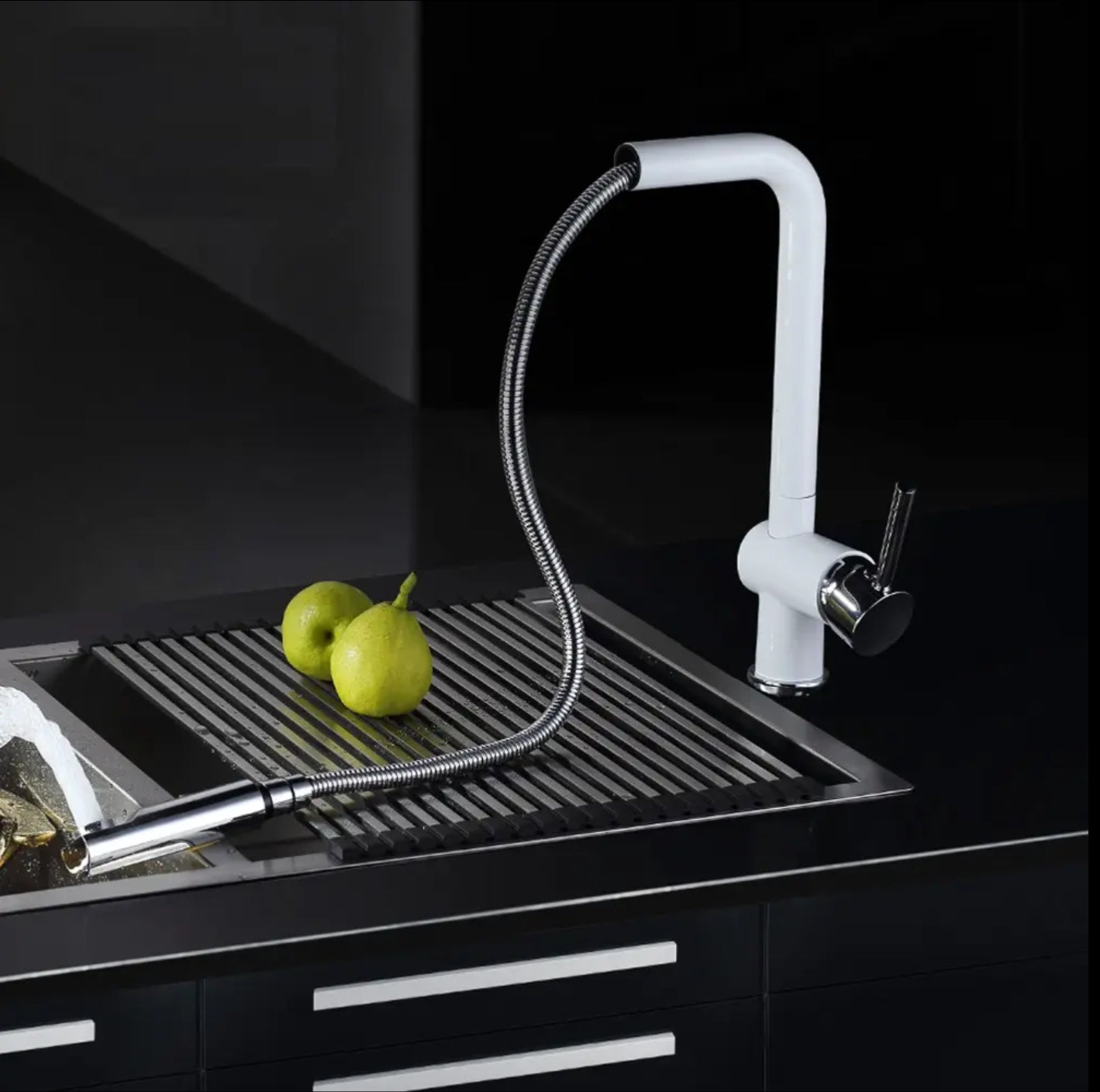 Grifo de cocina 0014 en latón blanco y cromado de la colección Argolide