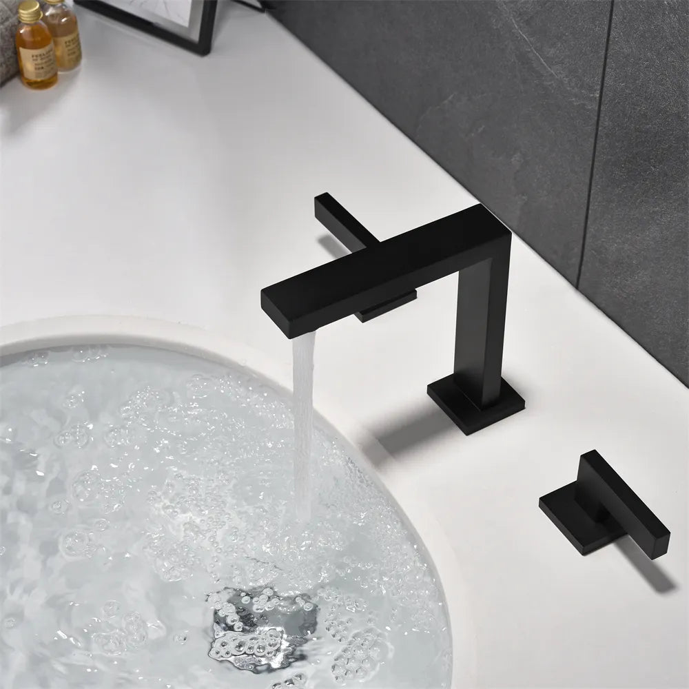 Grifería para lavabo de repisa colección Alphée 302 en latón negro