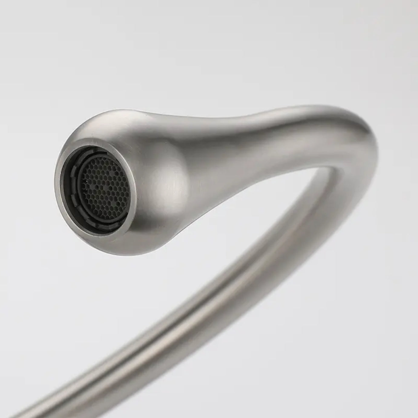 Raised sink faucet 201 in chrome-plated brass Erymanthe collection