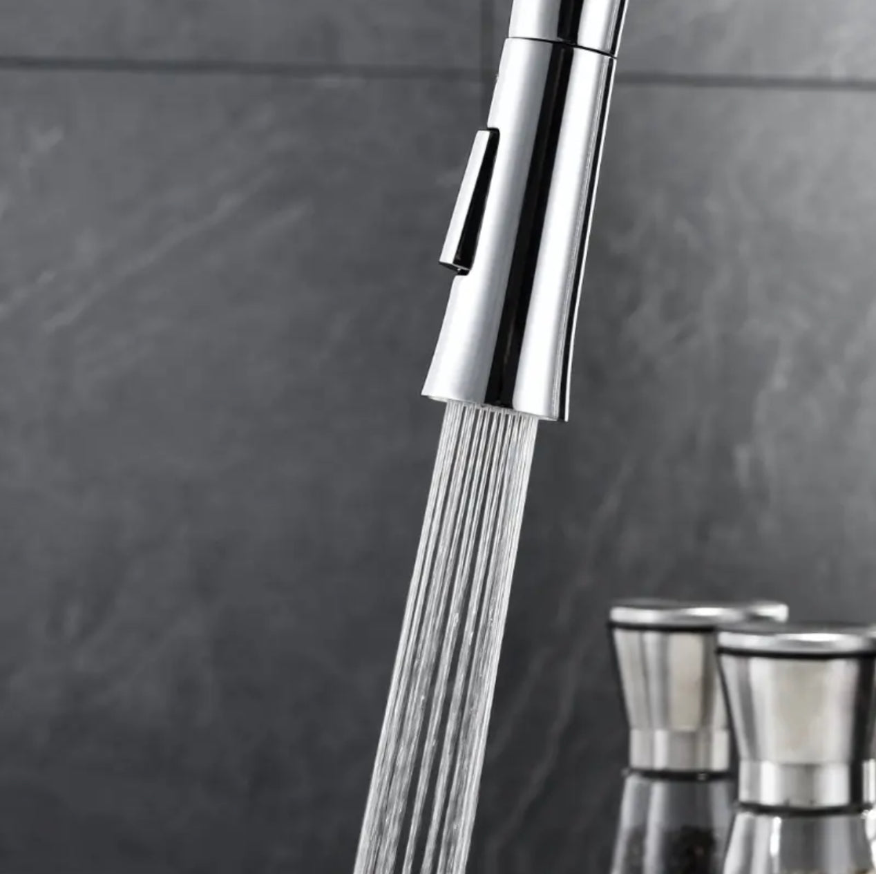 Grifo de cocina de latón cromado 1812500-U de la colección Erymanthe 