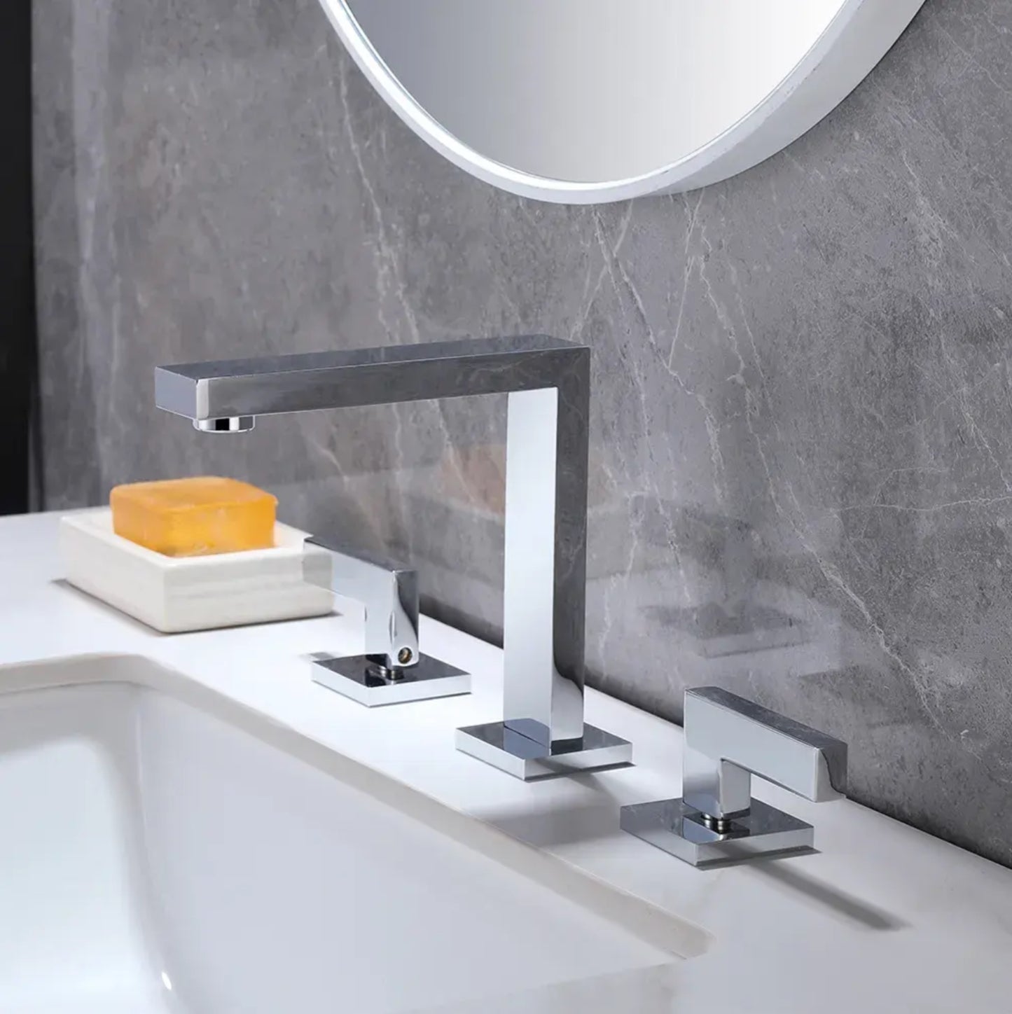 Grifo para lavabo de repisa 302 en latón cromado de la colección Enipée 