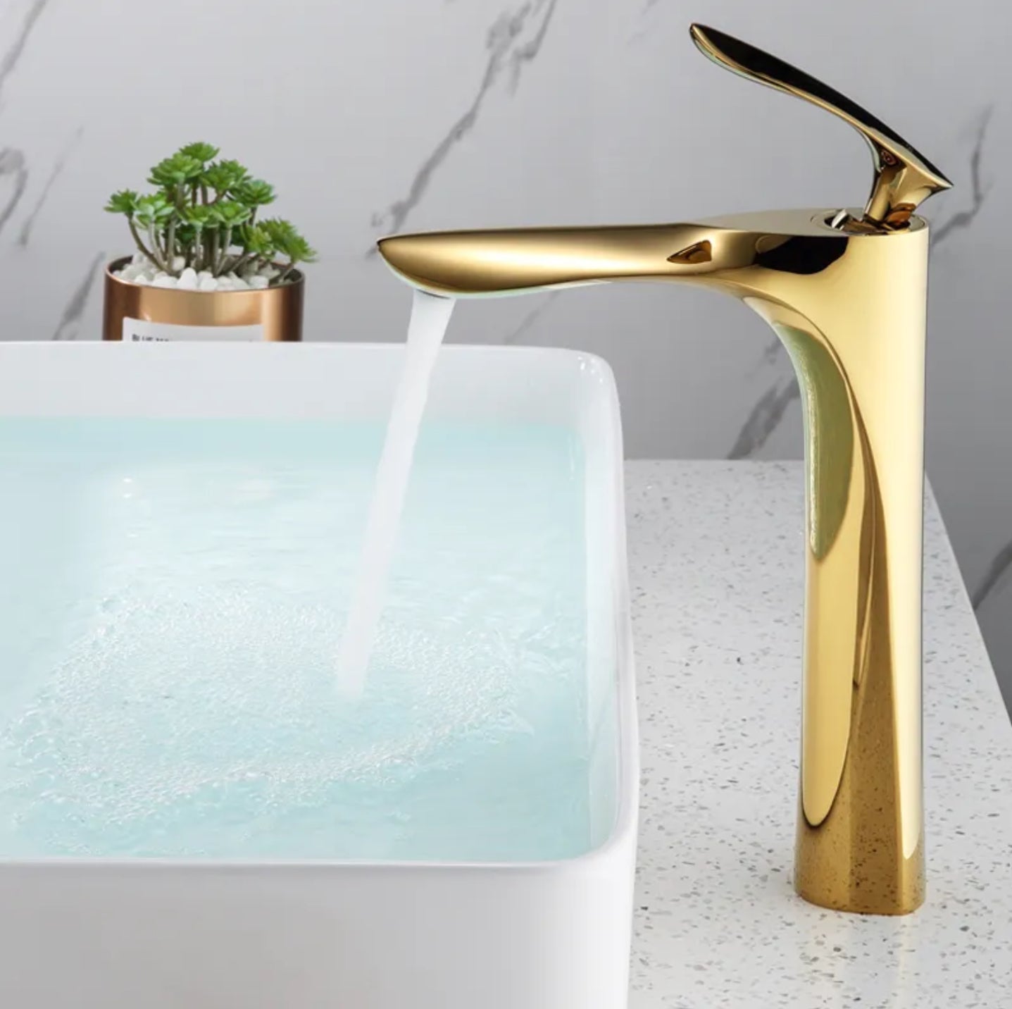 Robinet de lavabo surélevé 205 doré collection Scamandre