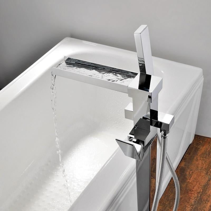 Robinet de baignoire au sol 014 en laiton chromé collection Enipée