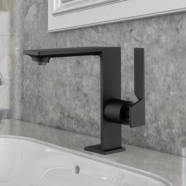 Grifo de lavabo negro 009 en latón negro de la colección Céphise